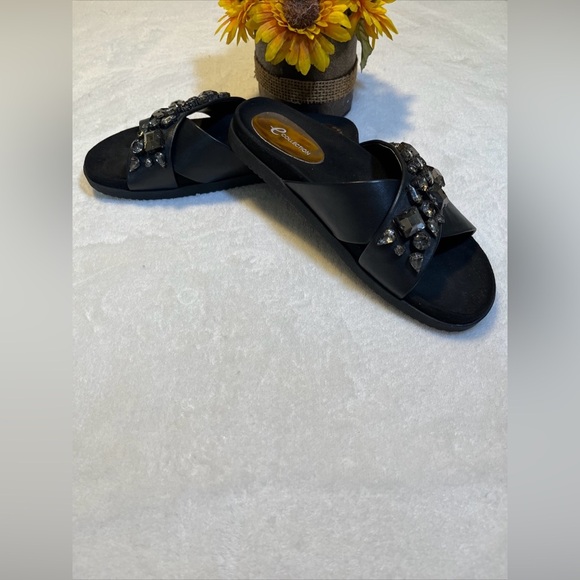 Easy Spirit "Marvina" Criss-Cross Strap Rhinestone Leather Sandal Size 5.5 - Picture 5 of 5